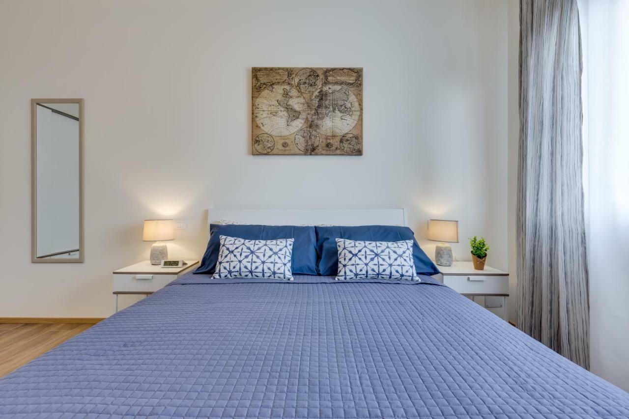 Rooms Vidar Train Station Marghera Exterior foto