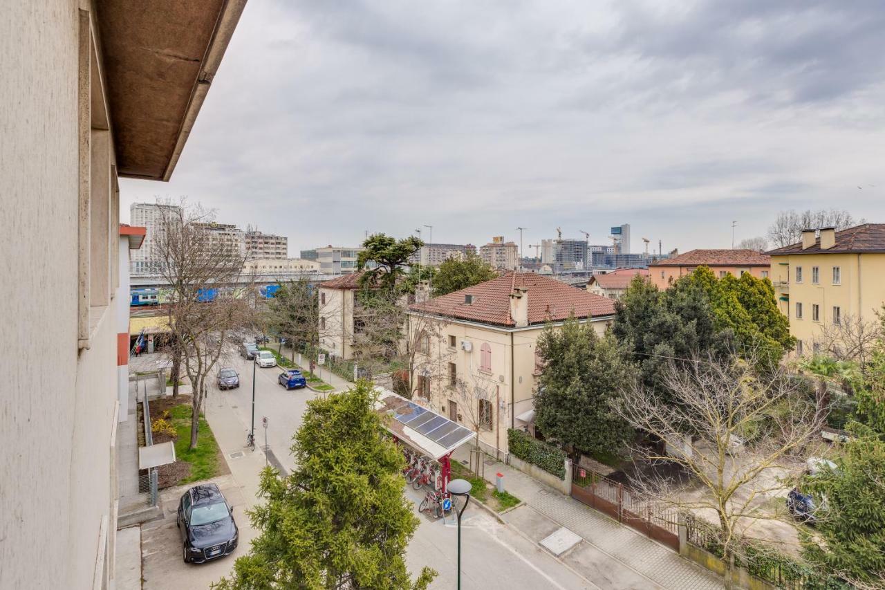 Rooms Vidar Train Station Marghera Exterior foto